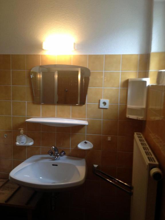 Pension Wallnoefer ミエミング 部屋 写真